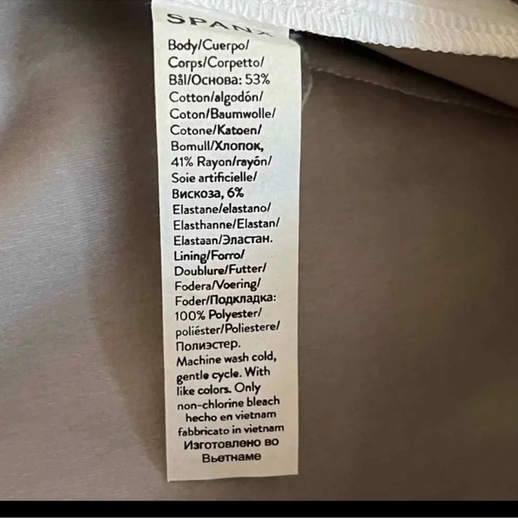 Spanx On-the-Go Kick Flare Pant Ultimate Opacity Silver Lining Technology Medium - Picture 11 of 14